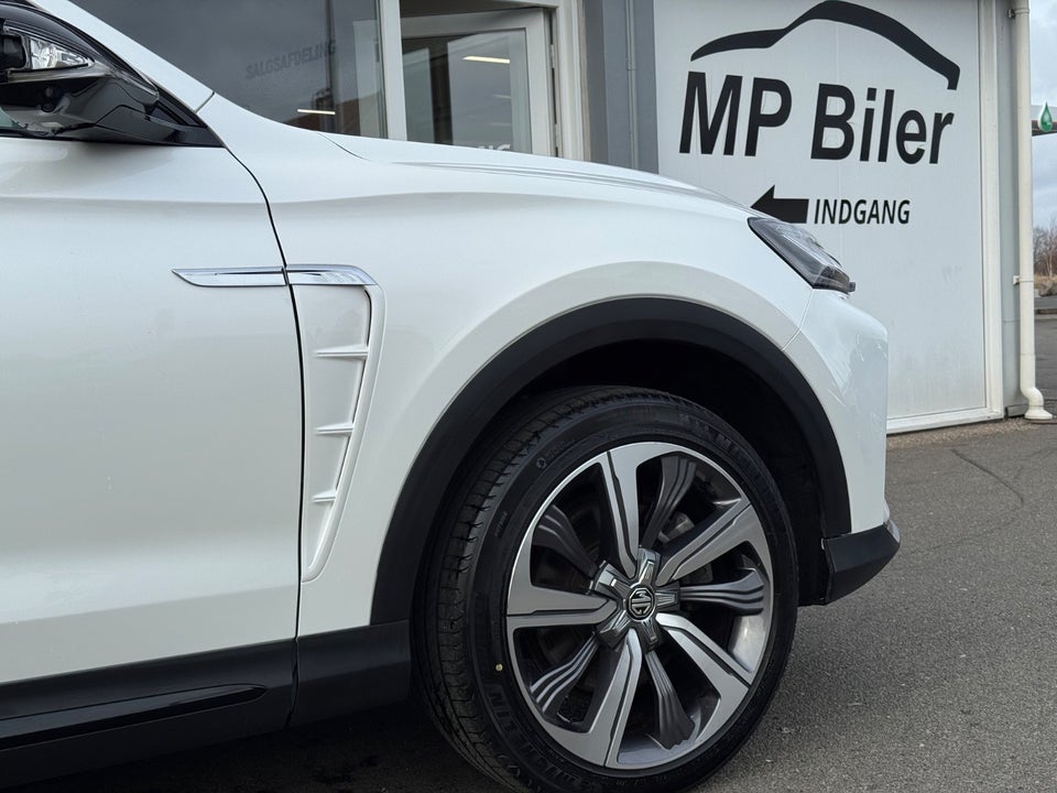 MG Marvel R Performance 5d