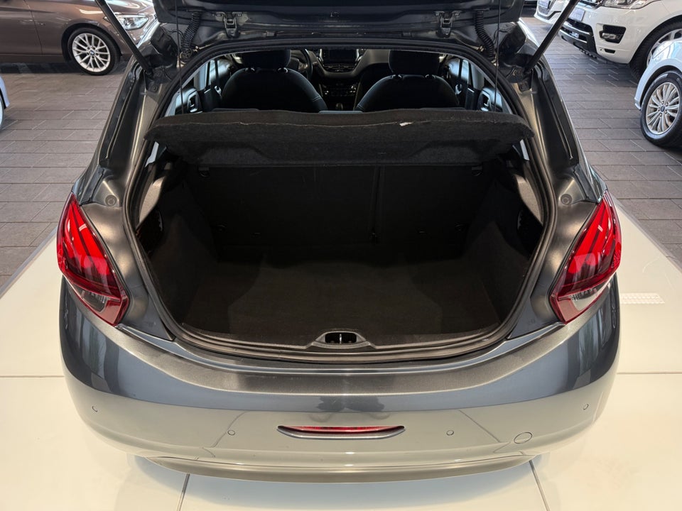 Peugeot 208 1,6 BlueHDi 100 Allure Sky 5d