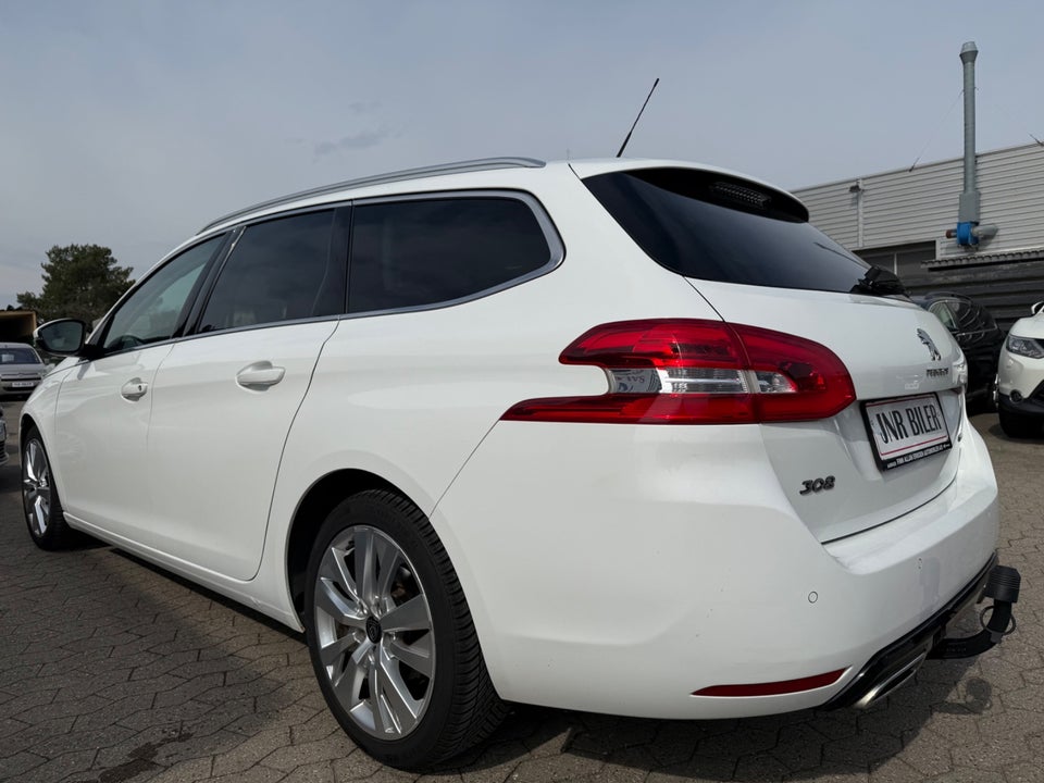 Peugeot 308 1,6 BlueHDi 120 Active SW EAT6 5d