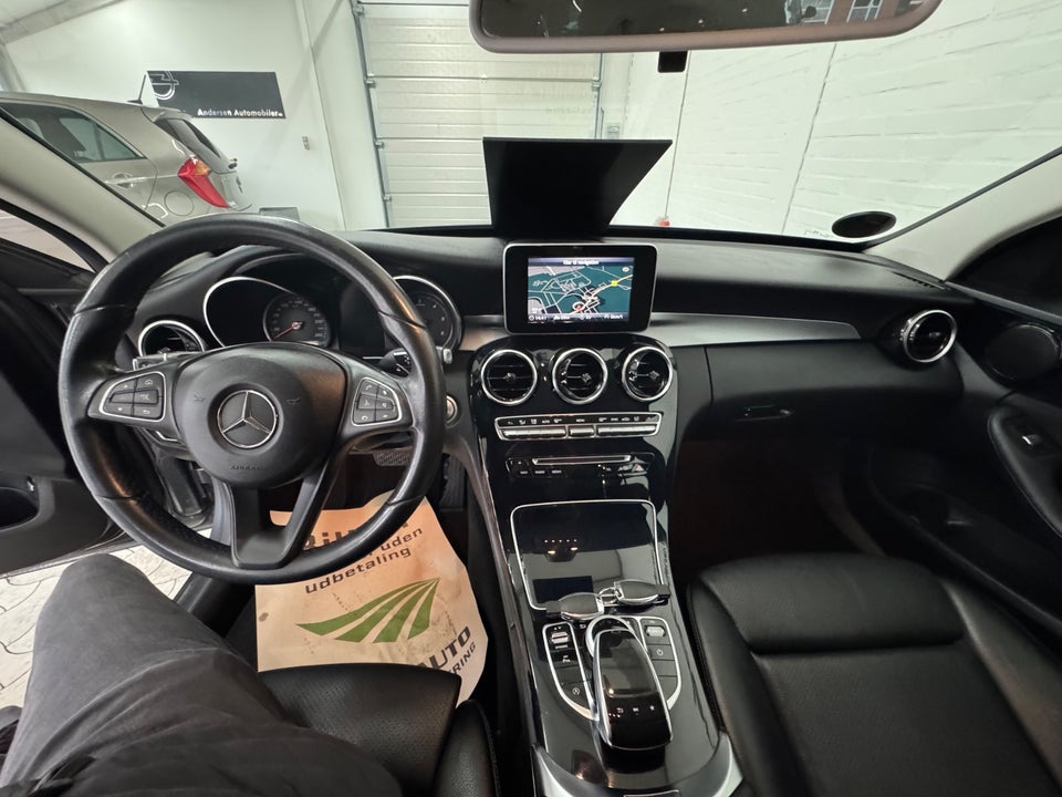 Mercedes C220 d 2,2 AMG Line stc. aut. 5d