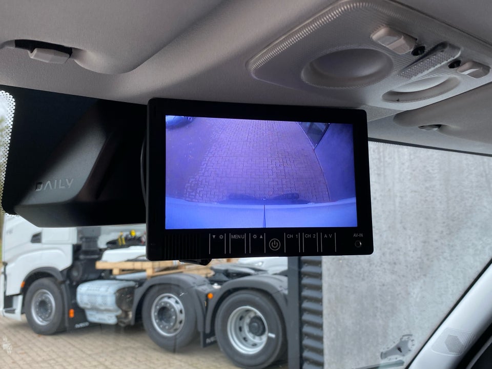 Iveco Daily 3,0 35C18 16m³ Van AG8