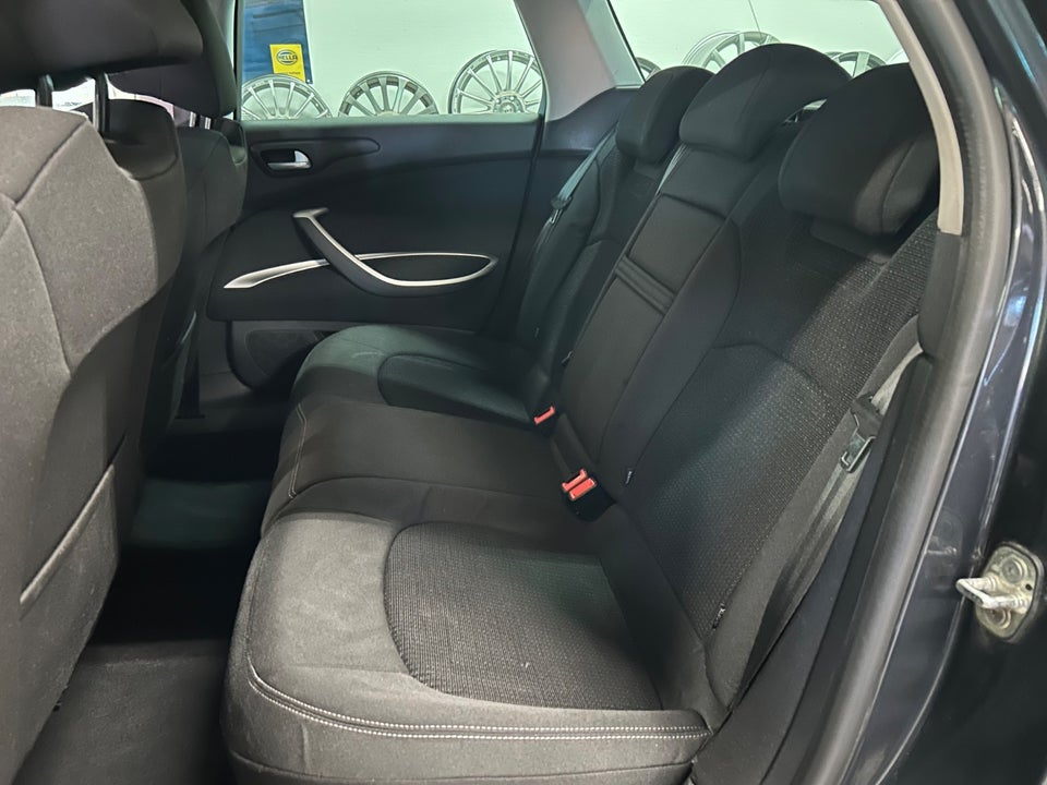 Citroën C5 1,6 HDi 112 Seduction Tourer 5d
