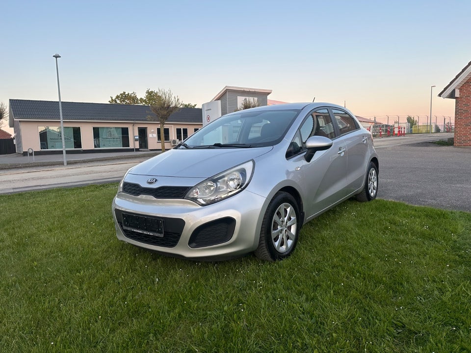 Kia Rio 1,2 CVVT Style+ 5d
