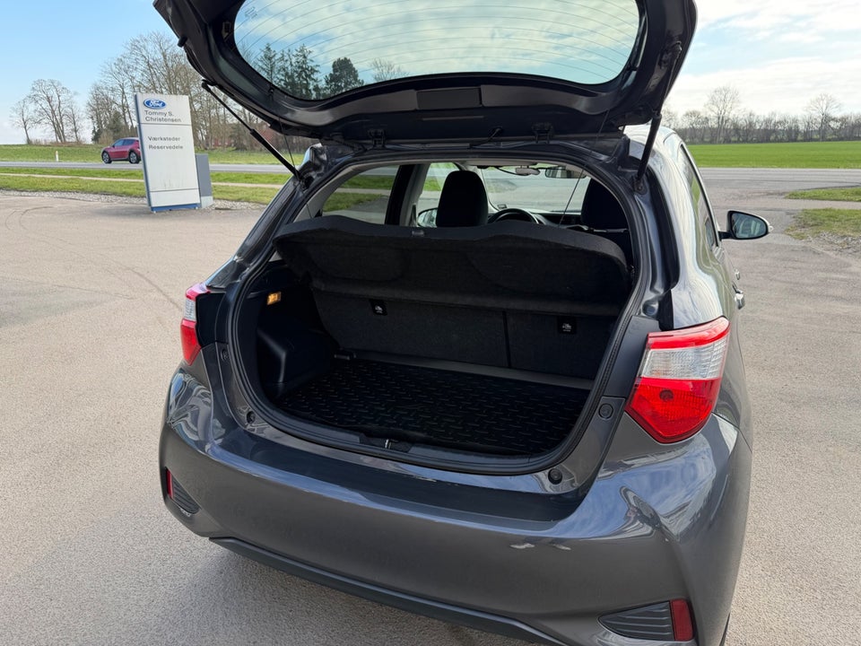 Toyota Yaris 1,0 VVT-i T3 5d