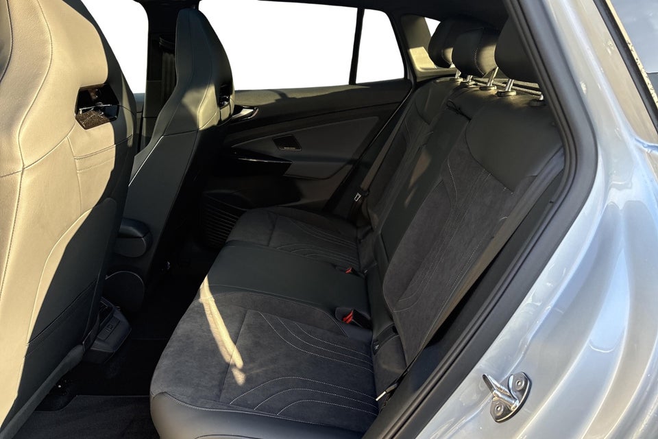 VW ID.4 77 Style+ 5d