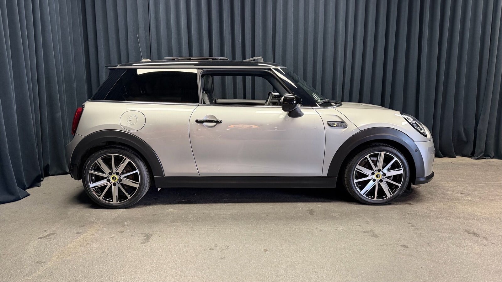 MINI Cooper SE Edition Premium Plus 3d
