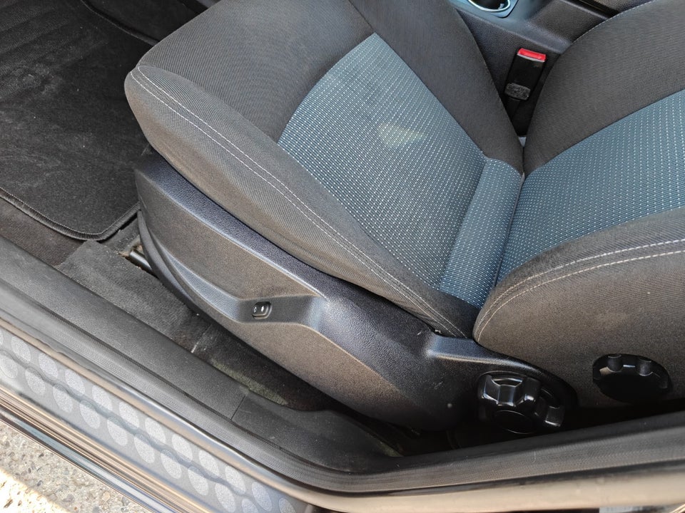 Ford S-MAX 2,0 TDCi 140 Collection 7prs 5d
