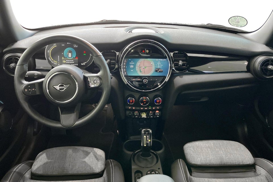 MINI Cooper SE Classic Trim 3d