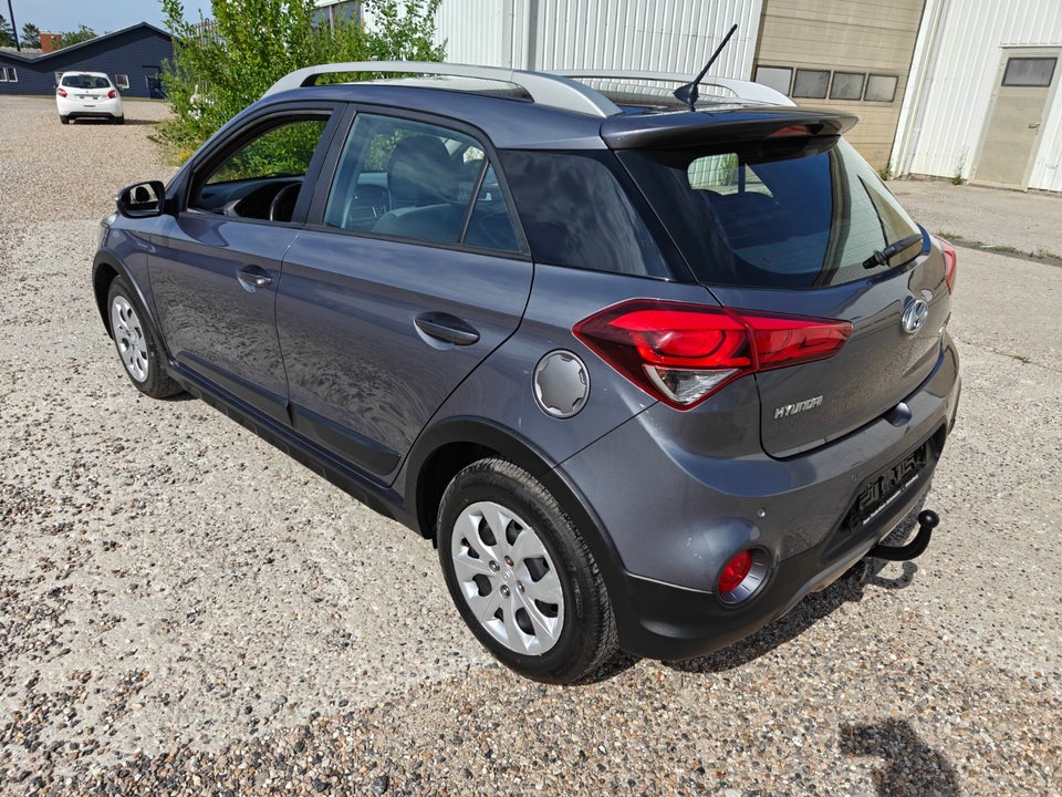 Hyundai i20 Active Cross 1,0 T-GDi Life+ 5d