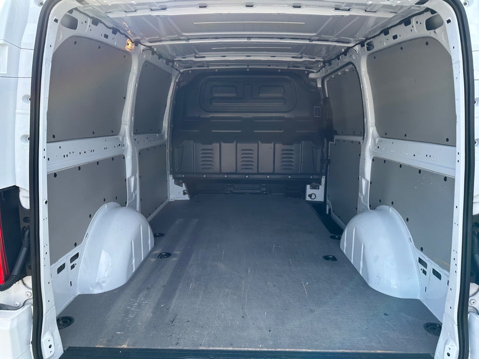 Mercedes Vito 114 2,0 CDi Kassevogn aut. L RWD