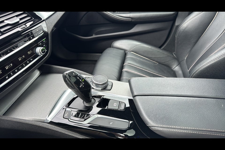 BMW 530d 3,0 Touring M-Sport aut. 5d