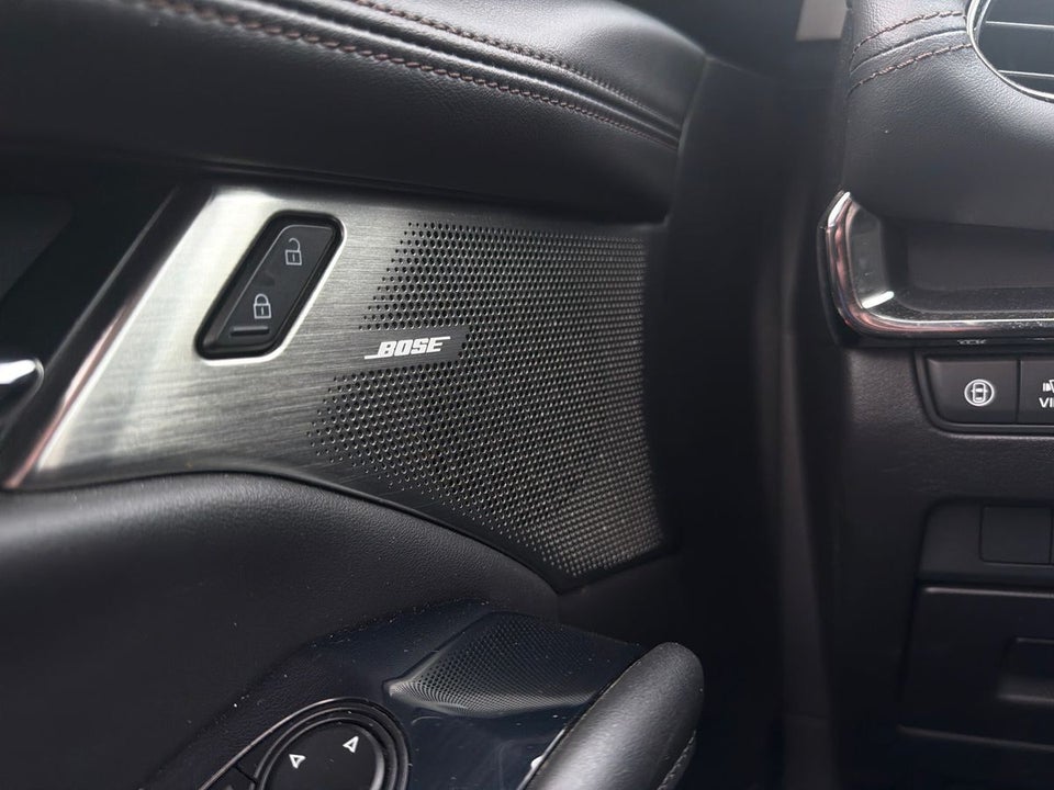 Mazda 3 2,0 SkyActiv-G 122 Cosmo aut. 4d