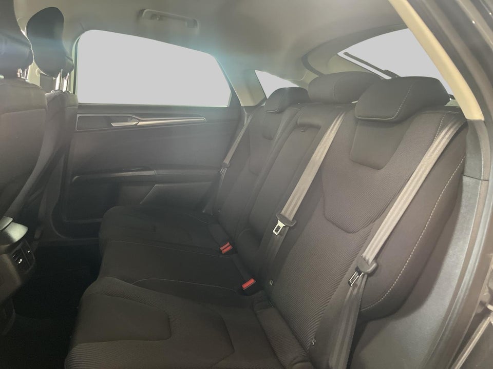 Ford Mondeo 2,0 SCTi 240 Titanium aut. 5d