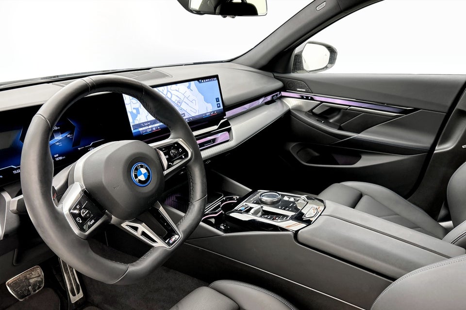 BMW i5 eDrive40 M-Sport 4d