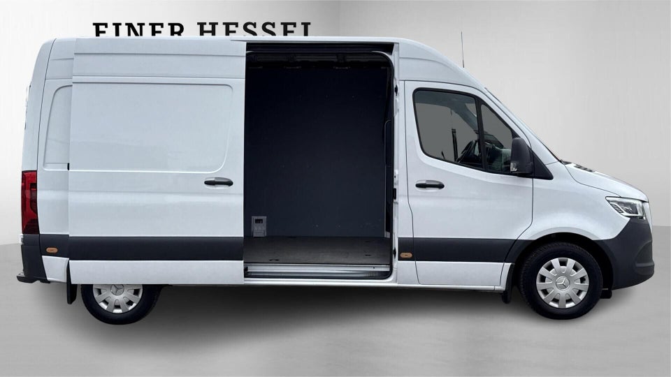 Mercedes Sprinter 215 2,0 CDi A2 Kassevogn aut. FWD