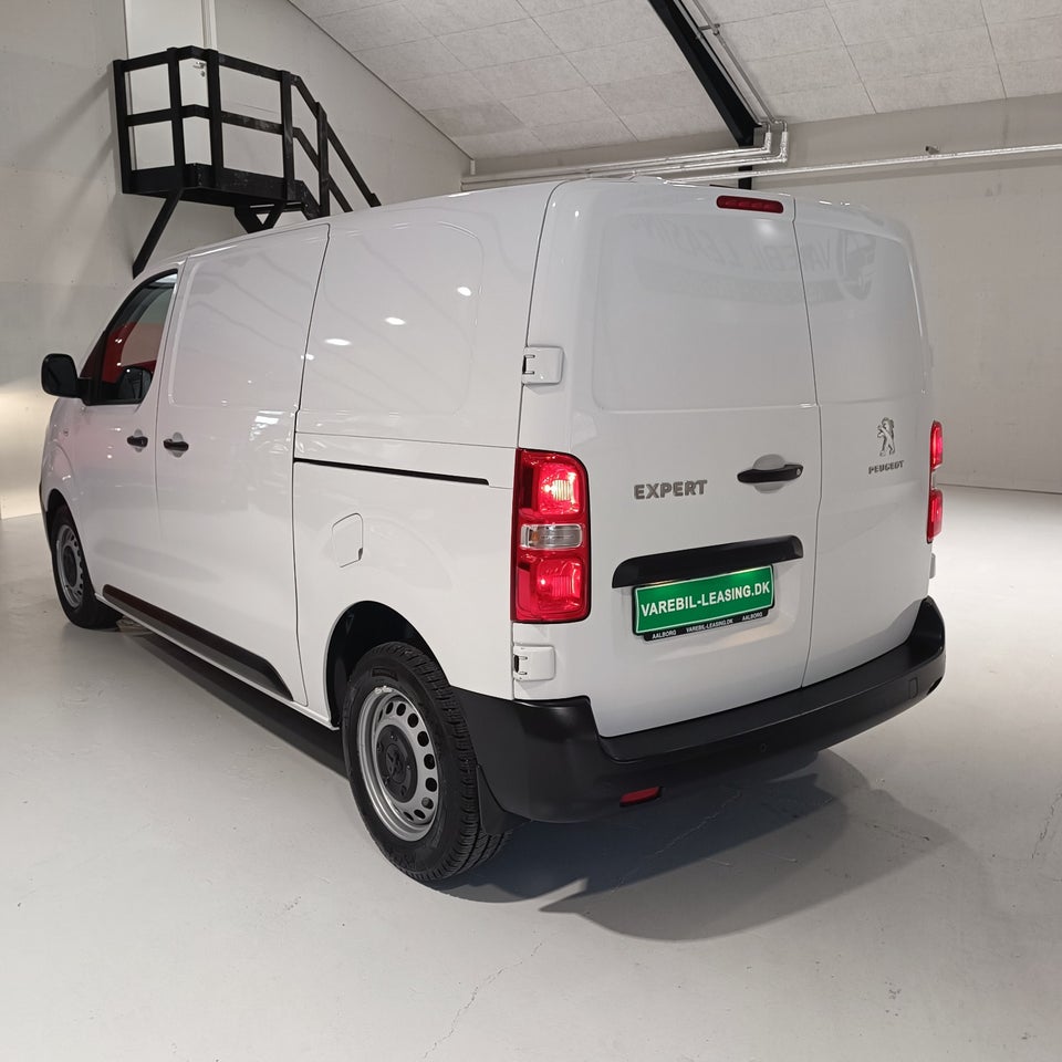 Peugeot Expert 2,0 BlueHDi 144 L2 Plus EAT8 Van