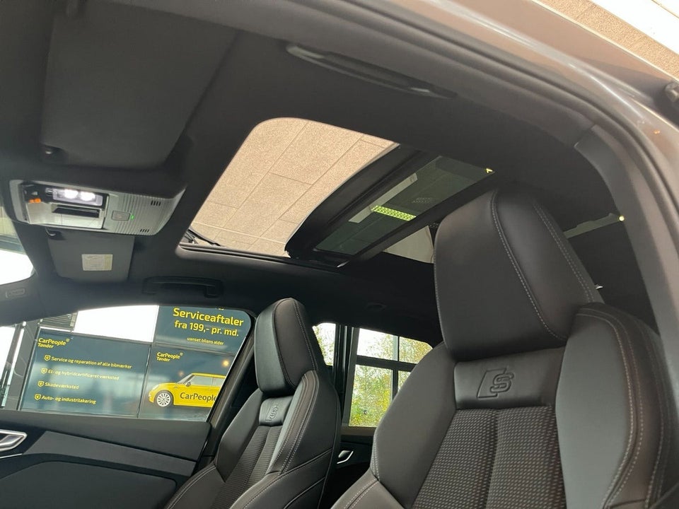 Audi Q4 e-tron 45 S-line 5d