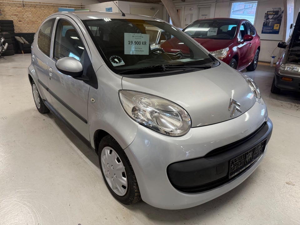 Citroën C1 1,0i  5d