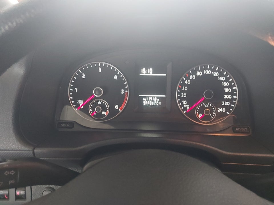 VW Caddy 1,6 TDi 102 BMT Van 5d