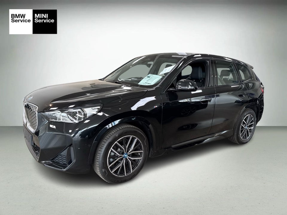 BMW iX1 xDrive30 M-Sport 5d