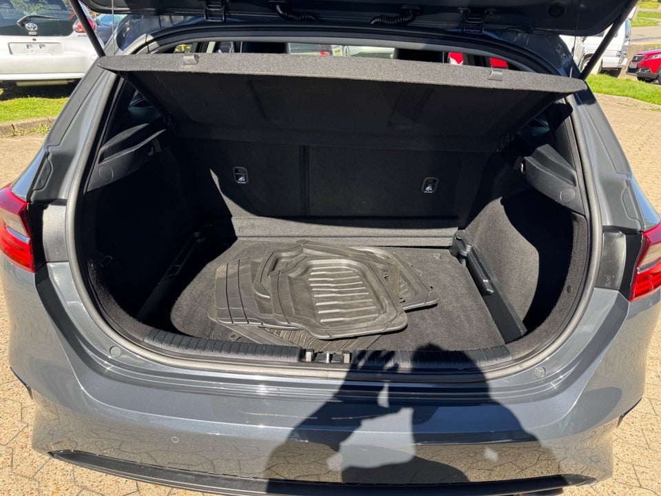 Kia Ceed 1,4 T-GDi Collection 5d