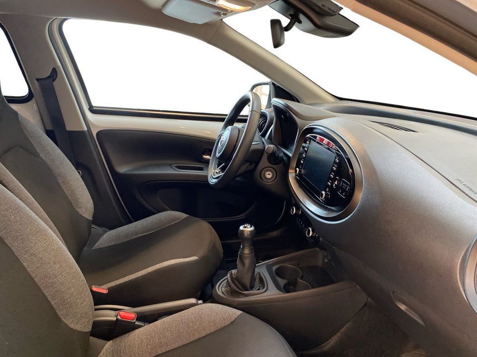 Toyota Aygo X 1,0 Active 5d