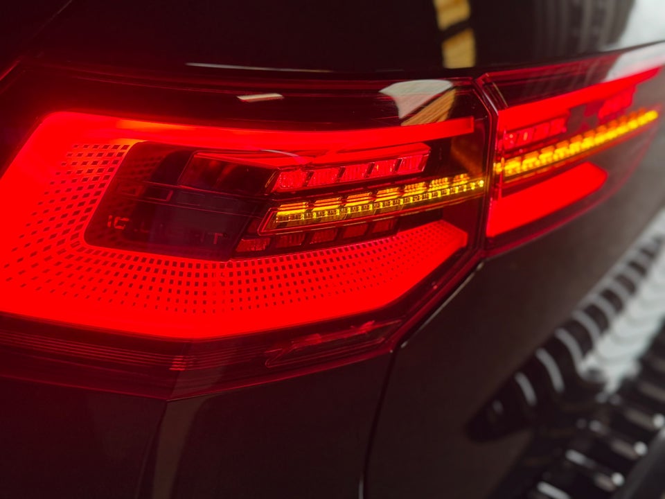 VW Golf VIII 1,4 GTE DSG 5d