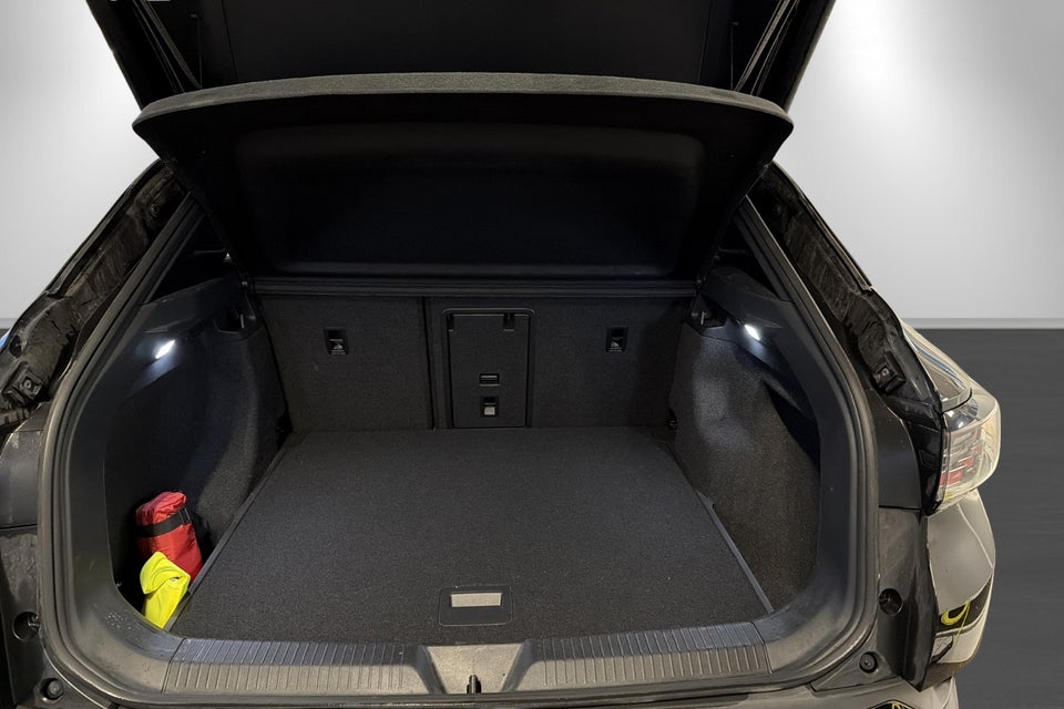 VW ID.4 77 Style 4Motion 5d