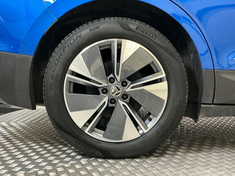 Skoda Enyaq 80 iV Loft 5d