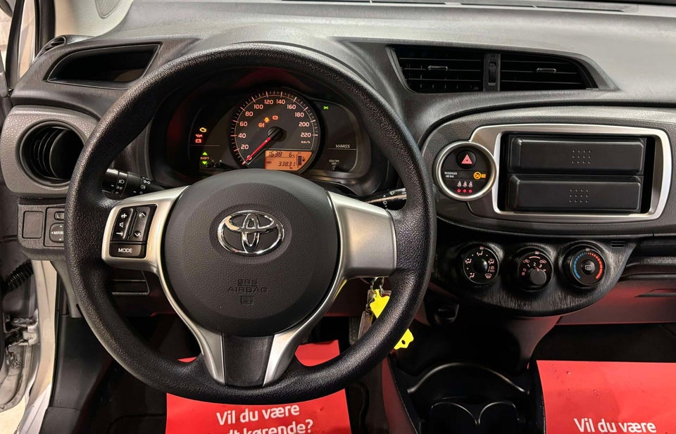 Toyota Yaris 1,0 VVT-i T2 Touch 5d