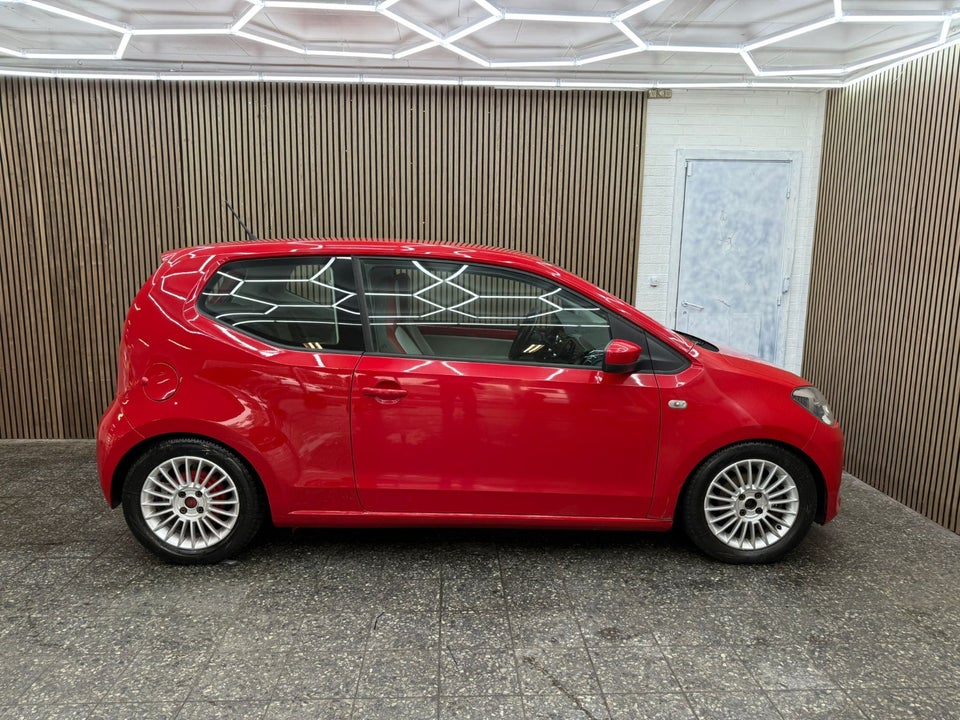 VW Up! 1,0 75 High Up! BMT 3d