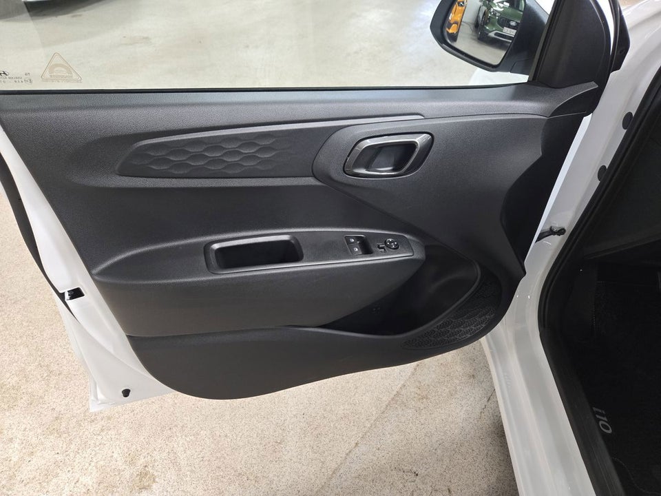 Hyundai i10 1,0 MPi Essential AMT 5d