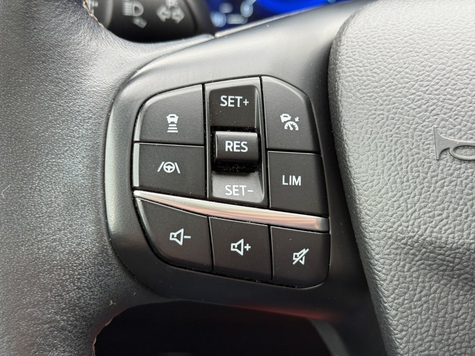 Ford Kuga 2,5 PHEV Vignale CVT 5d