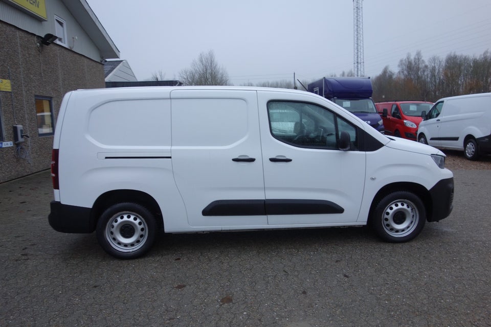 Peugeot Partner 1,5 BlueHDi 100 L2V2 Plus Van