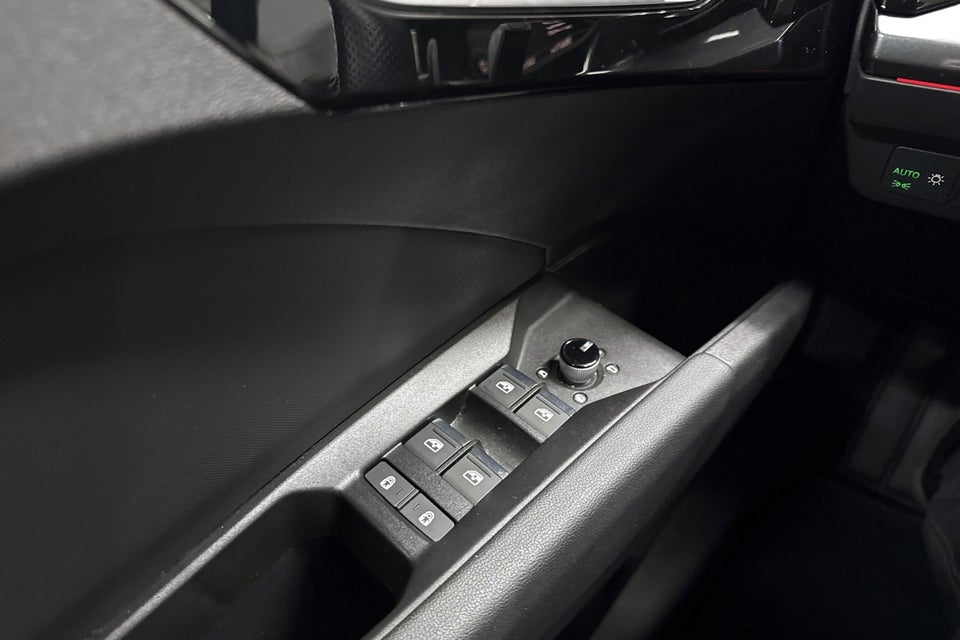 Audi Q4 e-tron 40 Attitude 5d