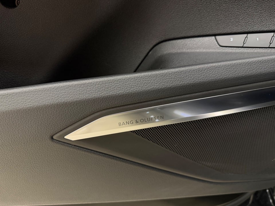 Audi e-tron 55 S-line quattro 5d