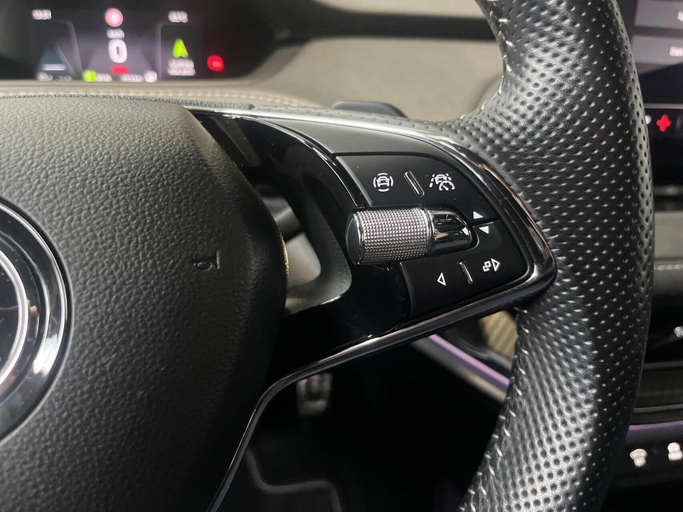 Skoda Enyaq 60 iV Sportline 5d