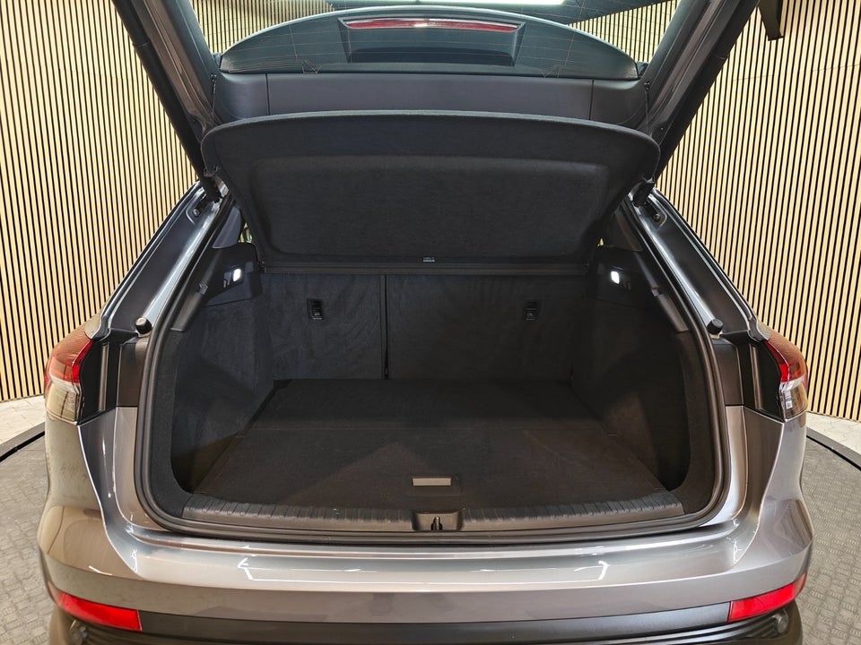 Audi Q4 e-tron 40 Advanced 5d