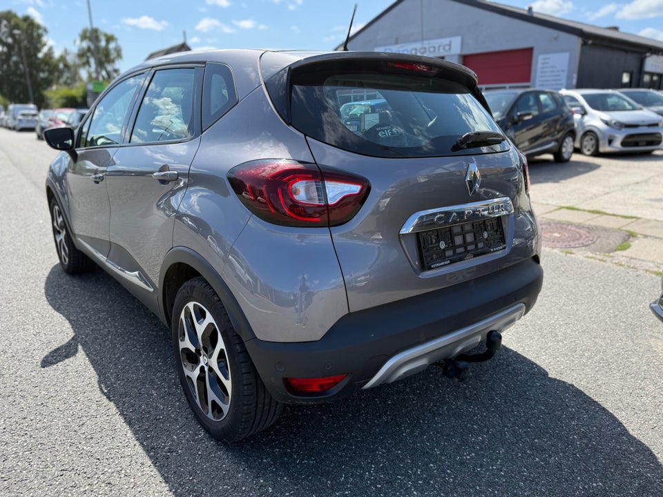 Renault Captur 1,5 dCi 90 Dynamique EDC 5d