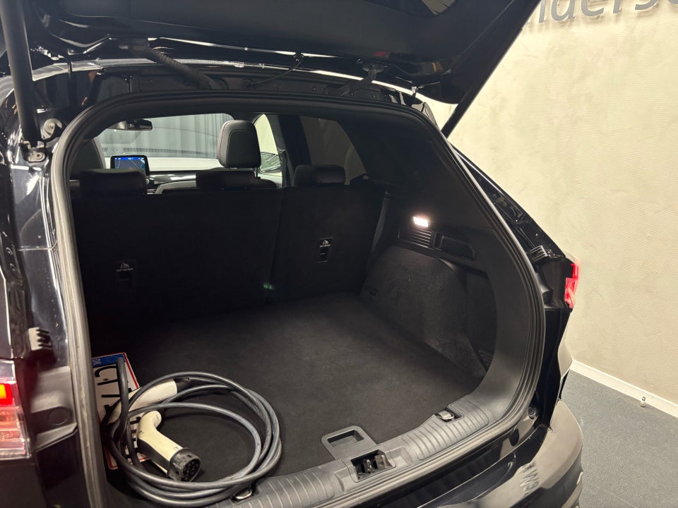 Ford Kuga 2,5 PHEV ST-Line X CVT 5d