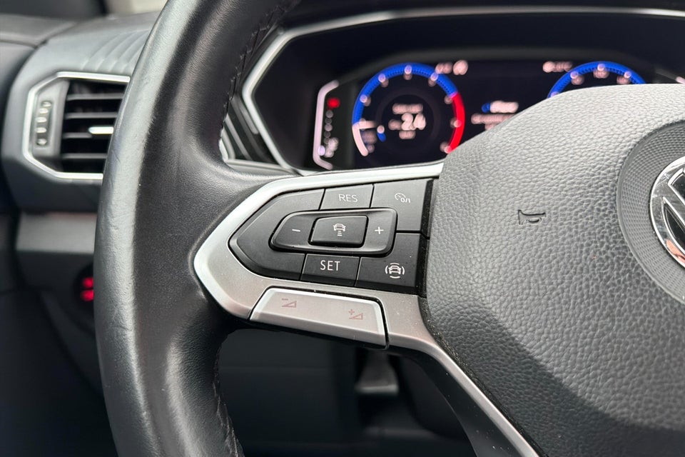 VW T-Cross 1,0 TSi 115 First Edition 5d