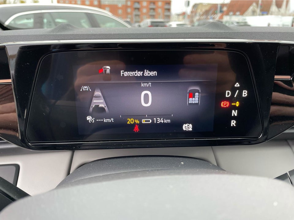 Ford Capri 82 Premium Extended Range 5d