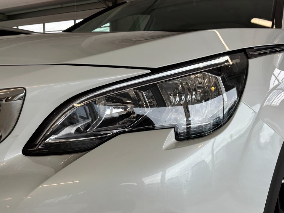 Peugeot 3008 1,6 BlueHDi 120 Allure EAT6 5d