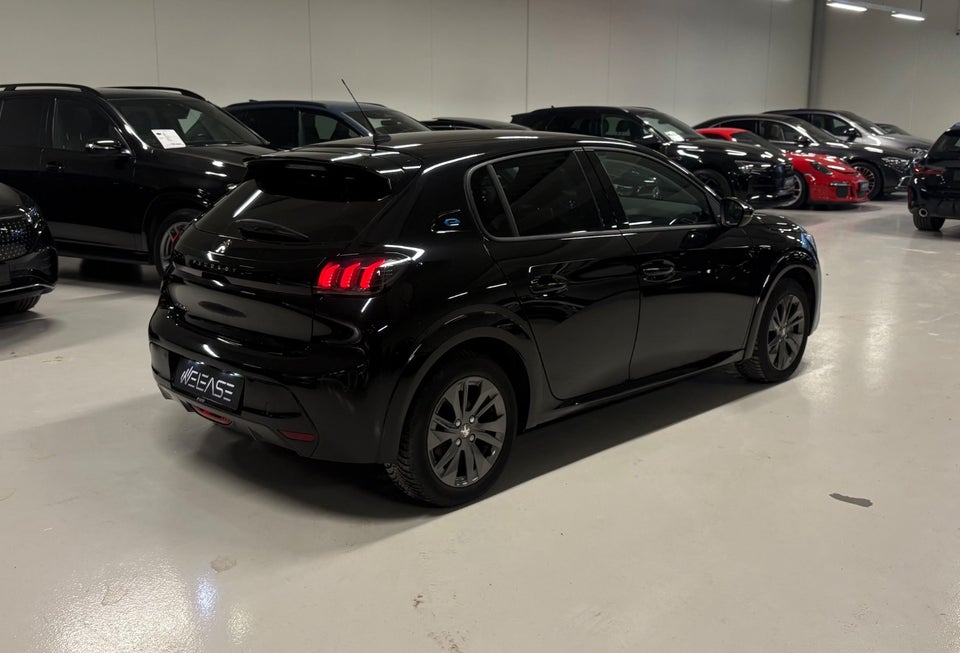 Peugeot e-208 50 Allure 5d