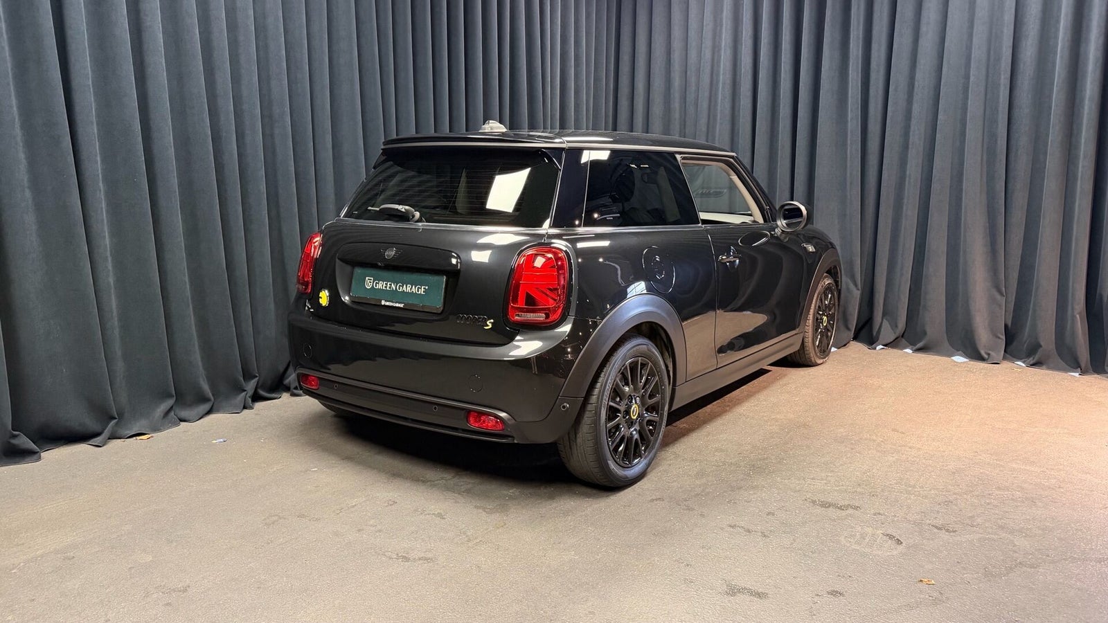 MINI Cooper SE Classic Trim 3d