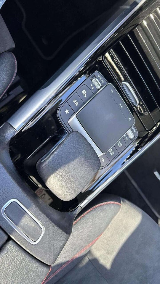 Mercedes EQB300 AMG Line 4Matic 5d