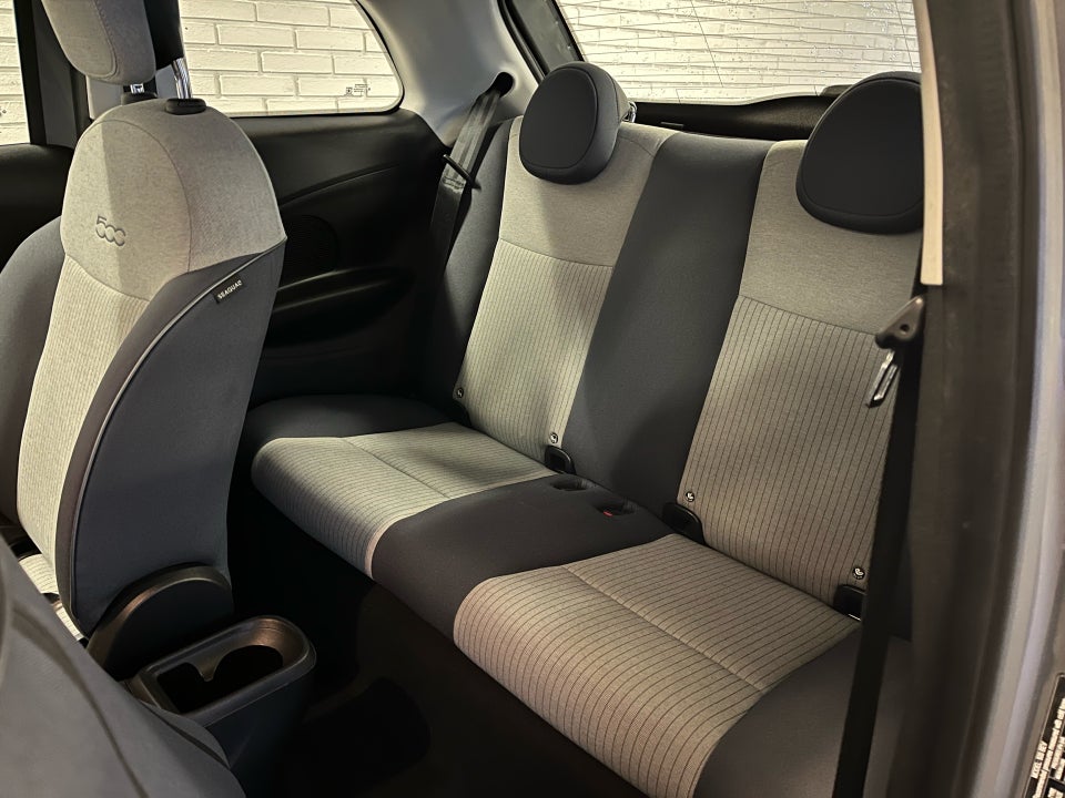 Fiat 500e 42 Icon 3d