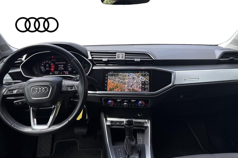Audi Q3 35 TFSi Advanced Prestige S-tr. 5d