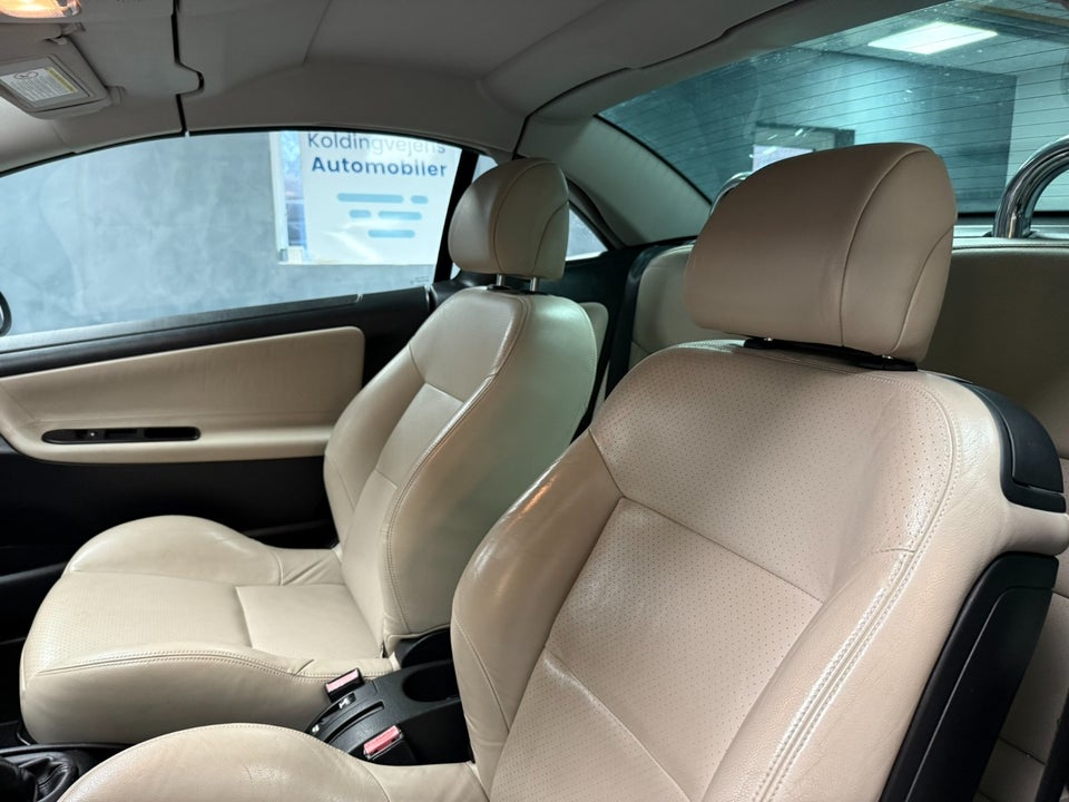 Peugeot 207 1,6 CC aut. 2d