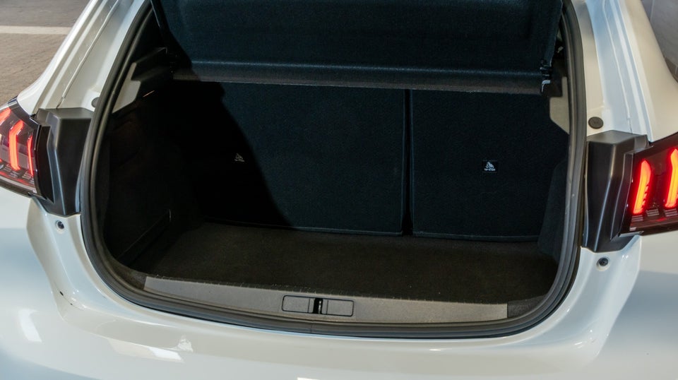 Peugeot 208 1,2 PureTech 100 Allure 5d